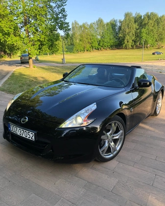 Nissan 370 Z cena 99000 przebieg: 126000, rok produkcji 2010 z Biłgoraj małe 137